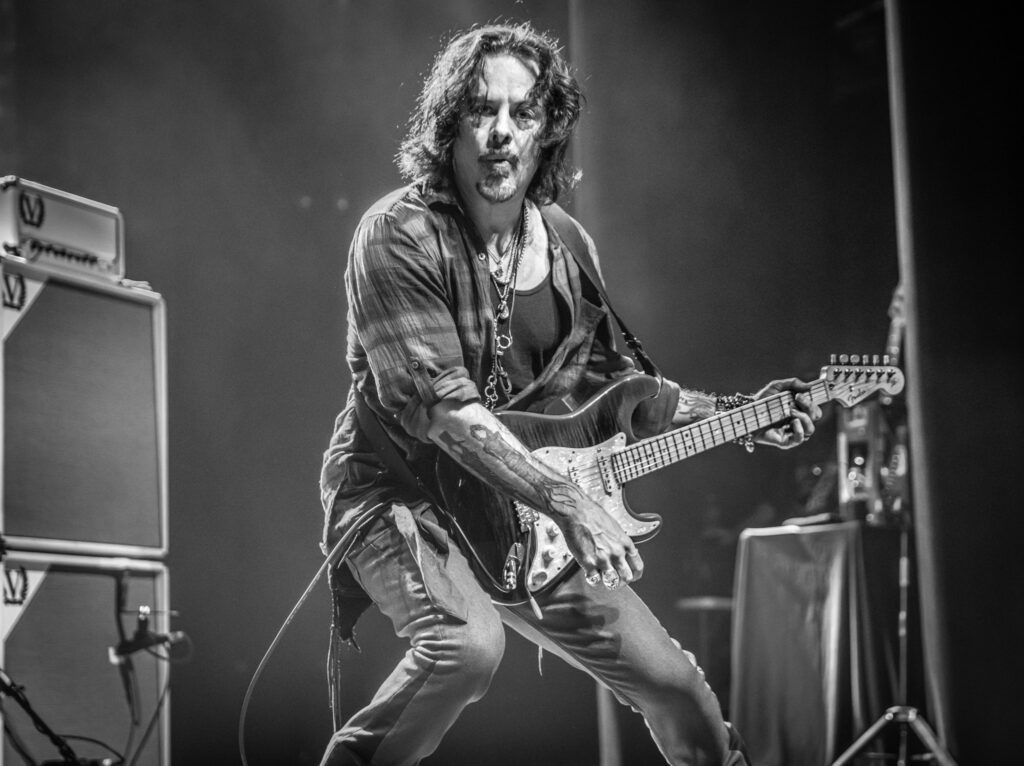 The Winery Dogs give a masterclass in Rock – Front Row Buffalo